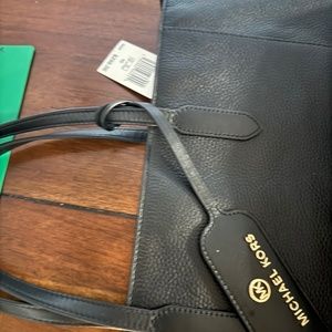 Michael kors tote